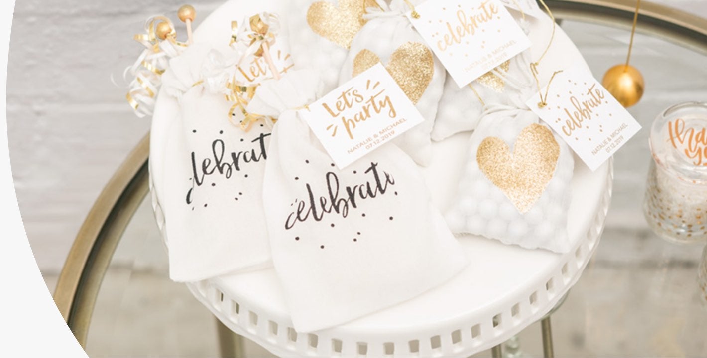 Wedding Favor Bags & Pouches